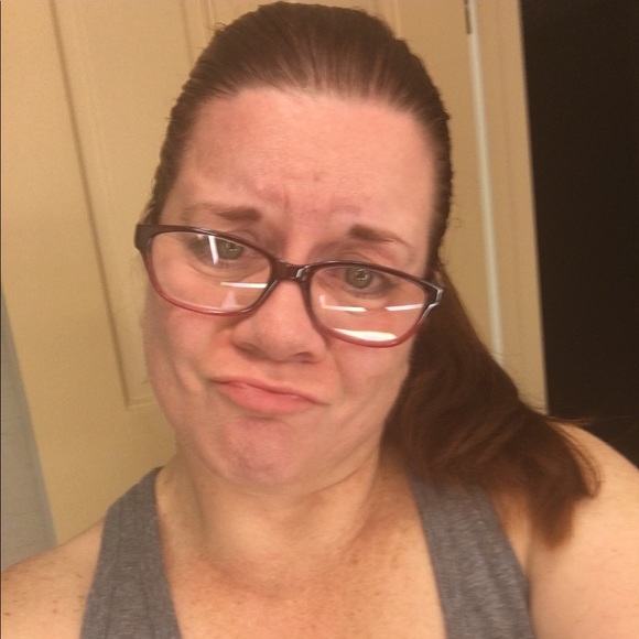 Meet your Posher, Phyllis - Picture 1 of 1